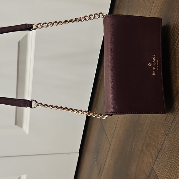 Kate Spade Burgundy Crossbody Bag - Like New - Picture 12 of 13